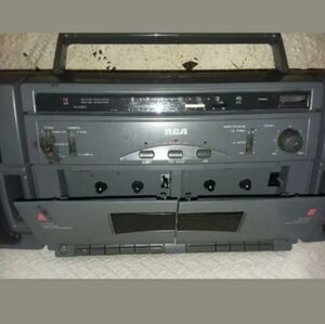 RCA RP-7855A Stereo AM/FM Radio AUX Cassette-Corde